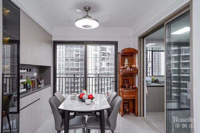 118㎡簡(jiǎn)約三居，合理給軟硬裝做減法，打造通透與舒適的戶型